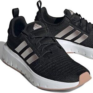 Women's 8.5 Adidas Swift Run 23 Sneaker